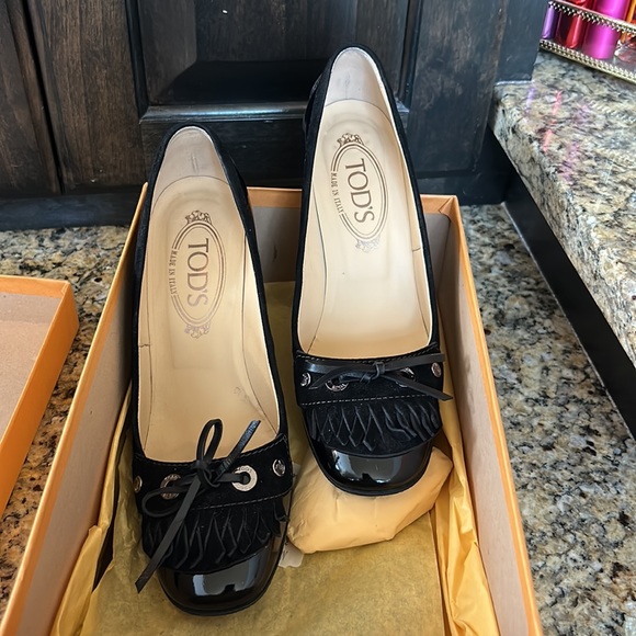 BNIB Tod’s Blk Patent Leather Chunky heels Sz 6.5 - Picture 5 of 7